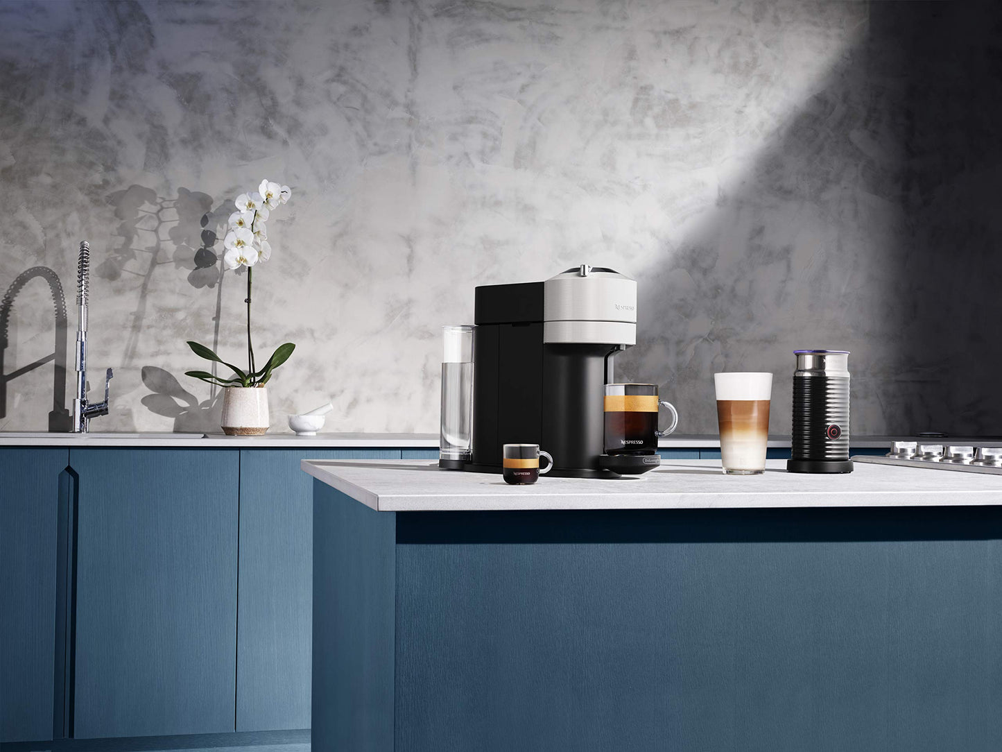 Nespresso Vertuo Next Coffee and Espresso Maker by De'Longhi