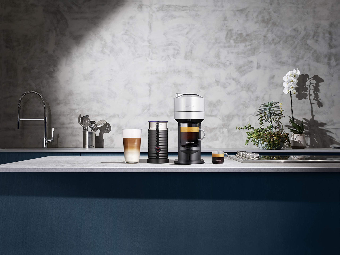 Nespresso Vertuo Next Coffee and Espresso Maker by De'Longhi